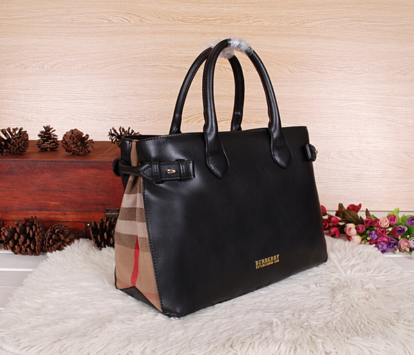 Burberry Handbags AAA-041