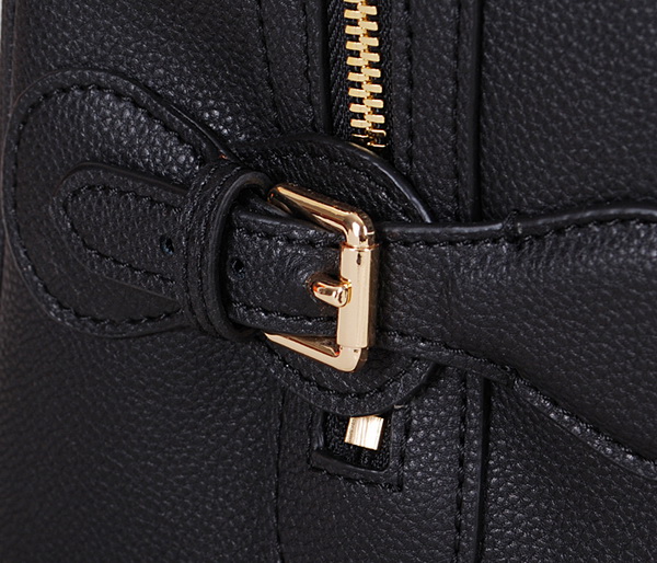 Burberry Handbags AAA-060