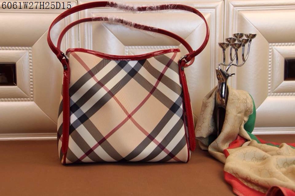 Burberry Handbags AAA-070