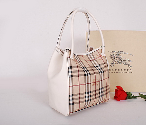 Burberry Handbags AAA-073