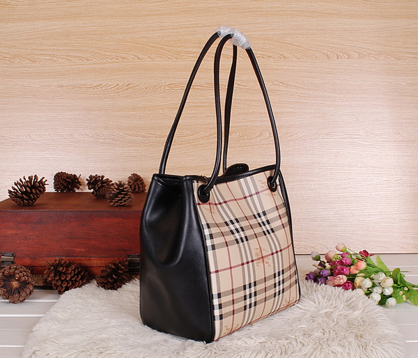 Burberry Handbags AAA-075