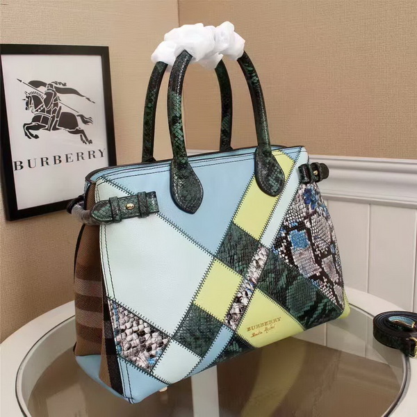 Burberry Handbags AAA-089