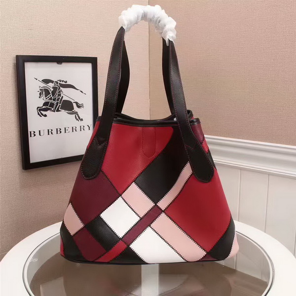 Burberry Handbags AAA-102