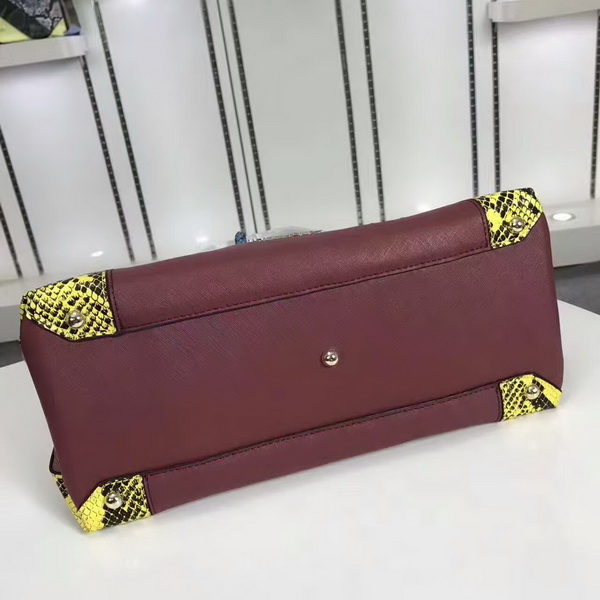 Burberry Handbags AAA-108