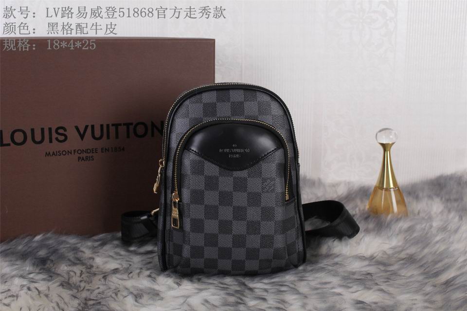 LV Backpack 1:1 Quality-002