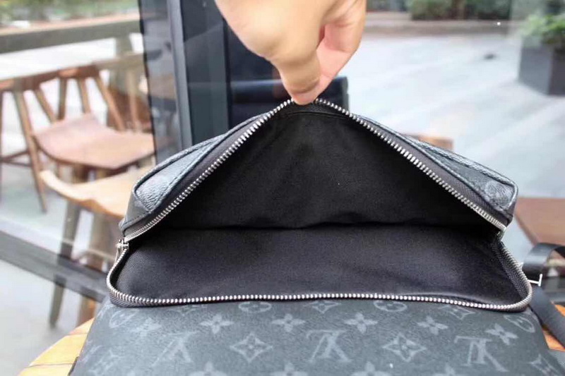 LV Backpack 1;1 Quality-132