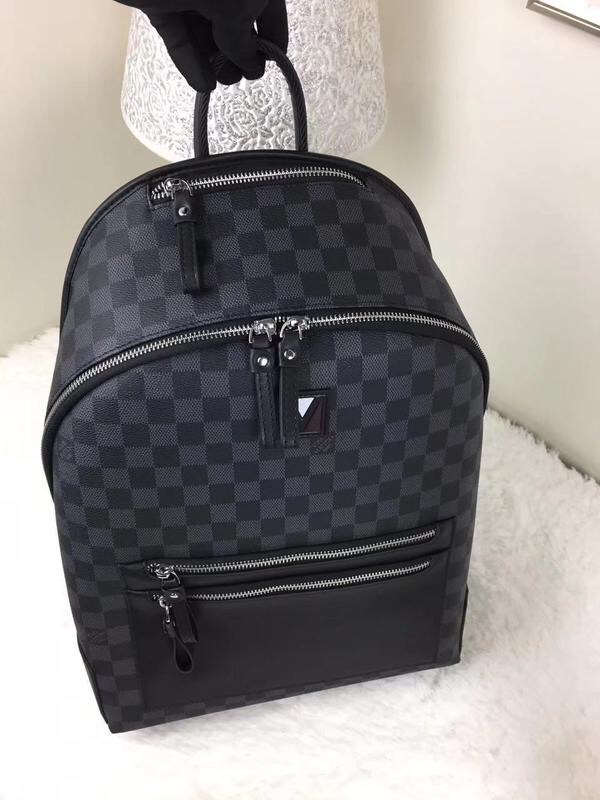 LV Backpack 1;1 Quality-133