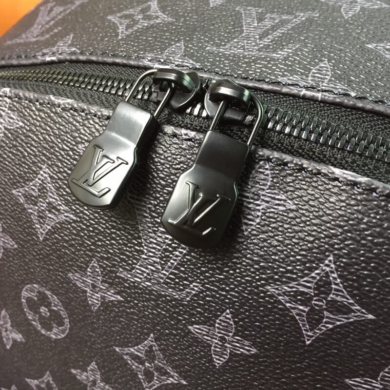 LV Backpack 1;1 Quality-136