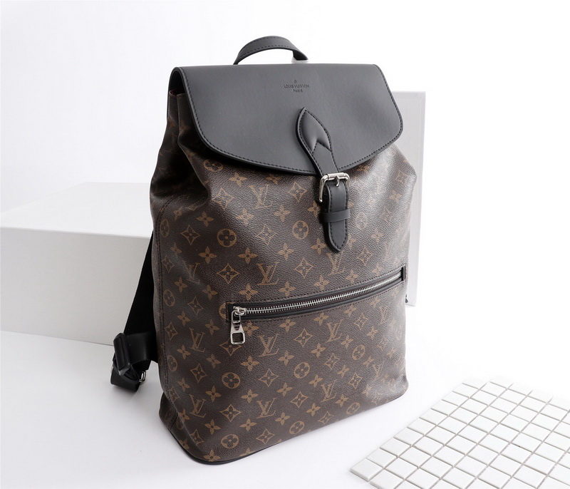 LV Backpack 1;1 Quality-139