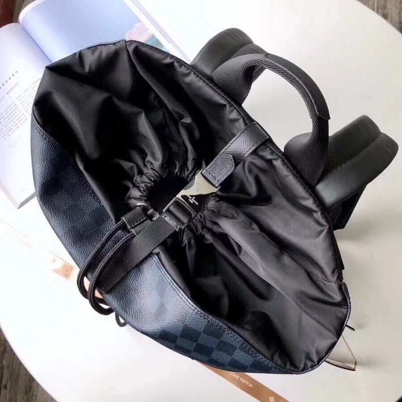 LV Backpack 1;1 Quality-143