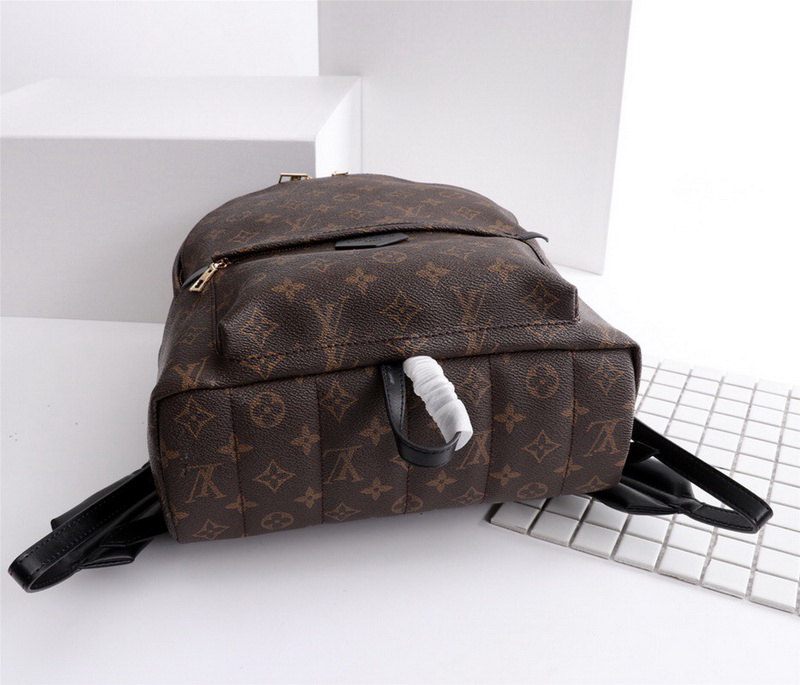 LV Backpack 1;1 Quality-149