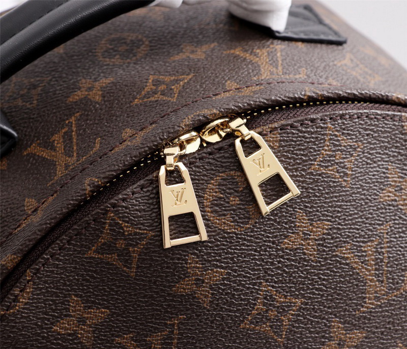 LV Backpack 1;1 Quality-149