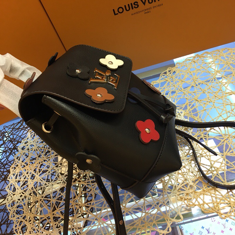 LV Backpack 1;1 Quality-154