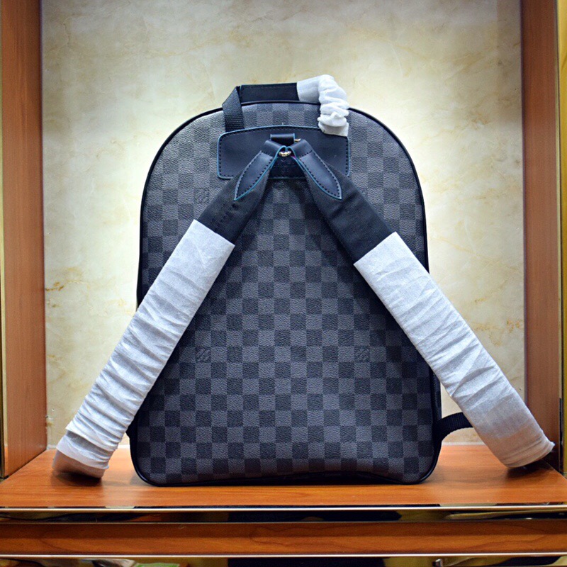 LV Backpack 1;1 Quality-159