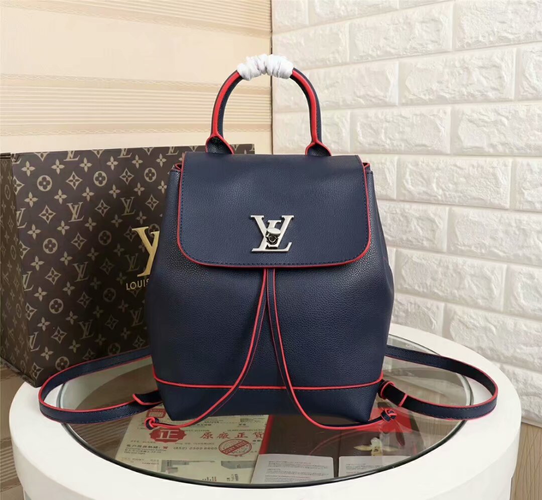 LV Backpack 1;1 Quality-171