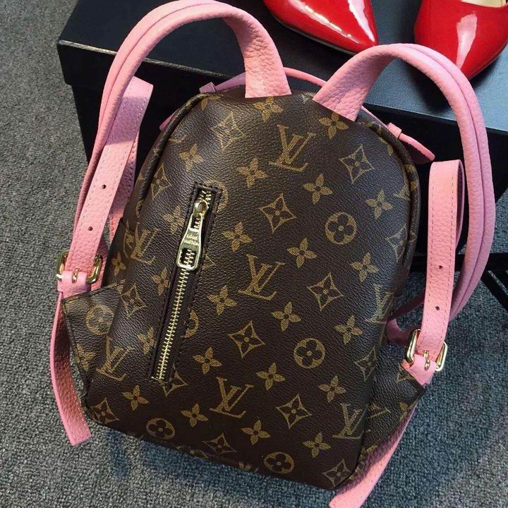 LV Backpack 11 Quality-023