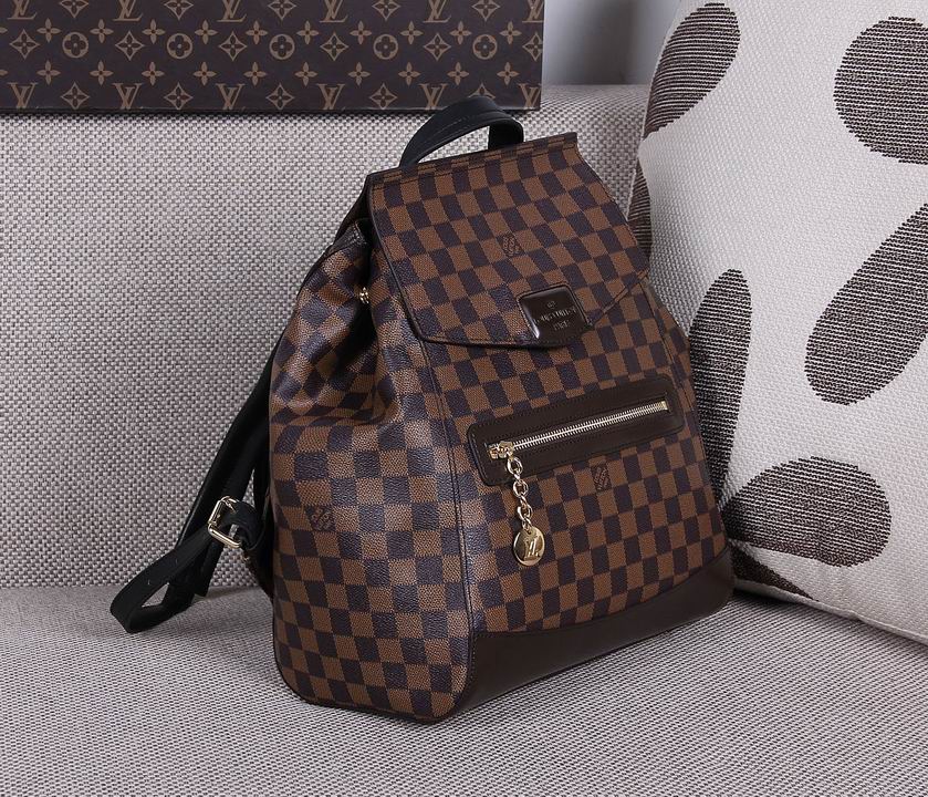 LV Backpack 11 Quality-028