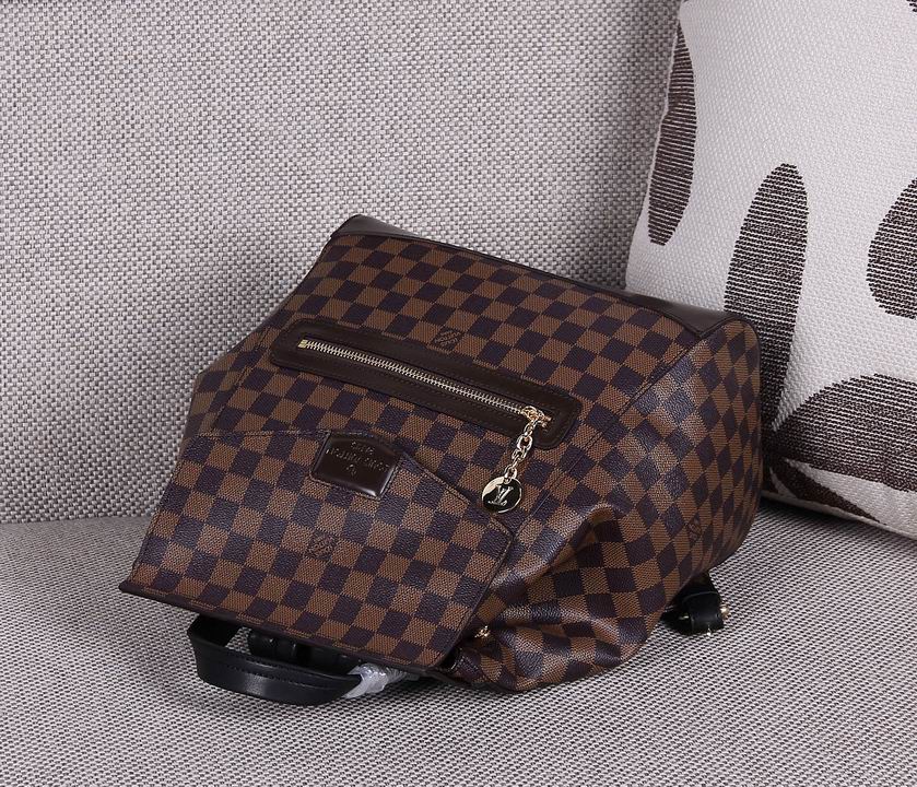 LV Backpack 11 Quality-028