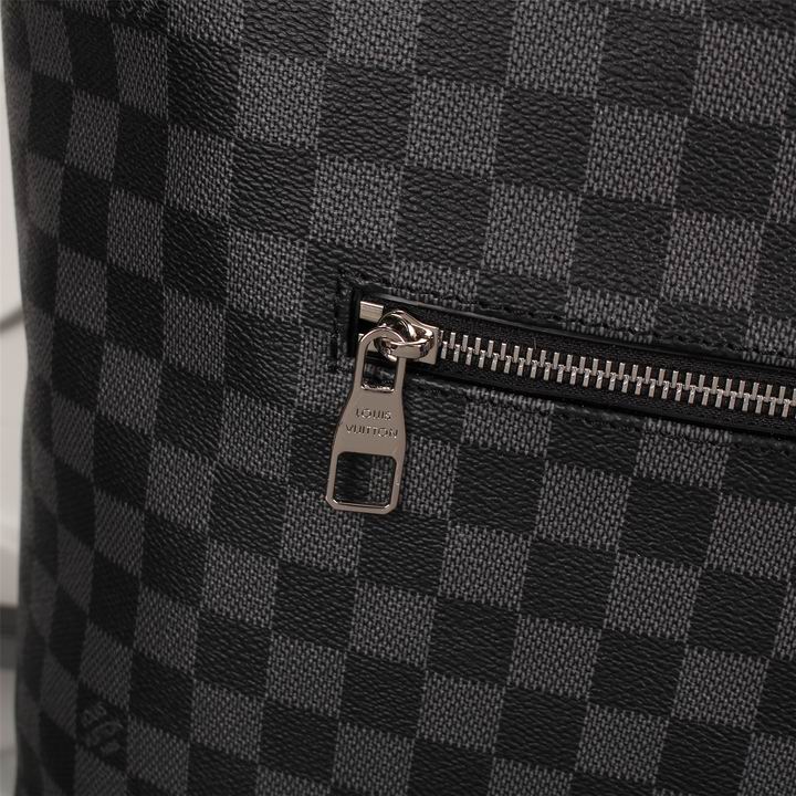 LV Backpack 11 Quality-029