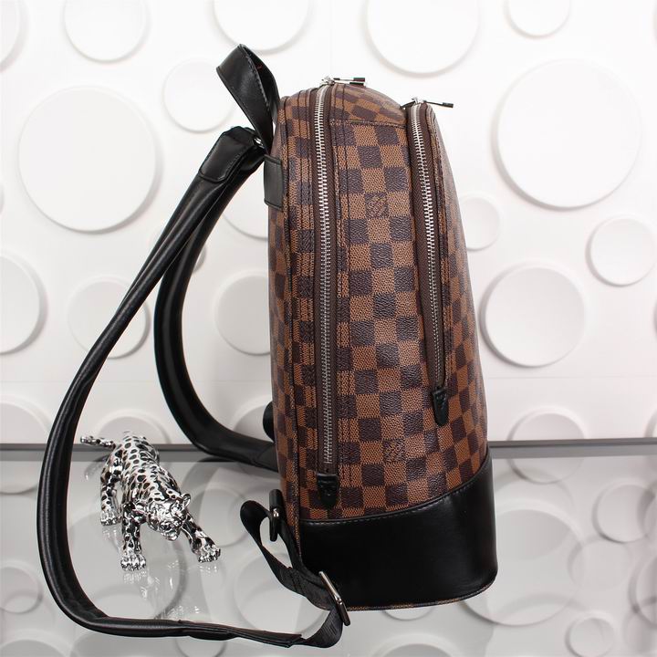 LV Backpack 11 Quality-031