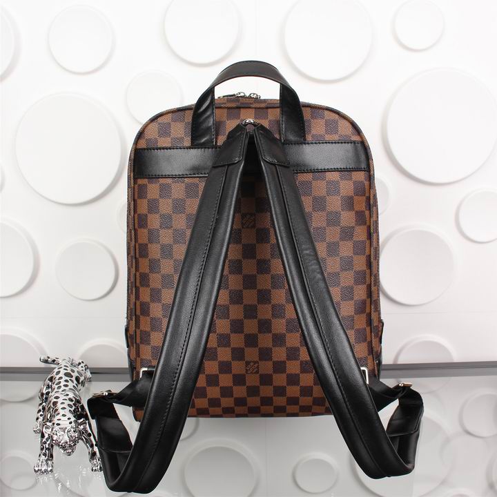 LV Backpack 11 Quality-031