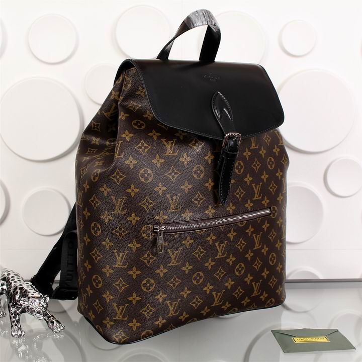 LV Backpack 11 Quality-034