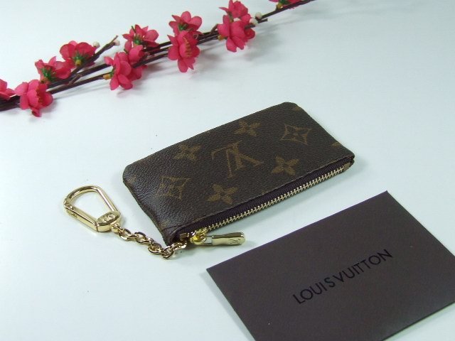 LV Coin pouches-010