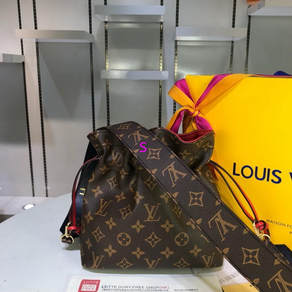 LV Hangbags AAA-117