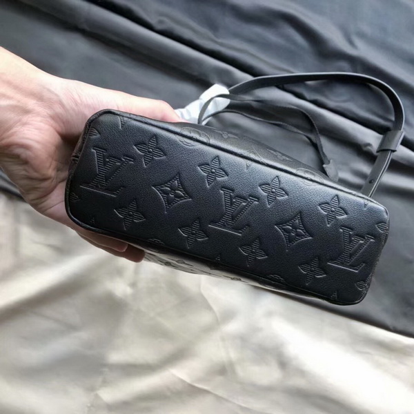 LV Hangbags AAA-138