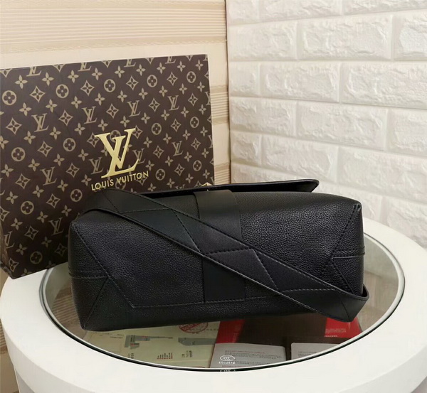 LV Hangbags AAA-193