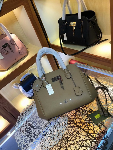 LV Hangbags AAA-264