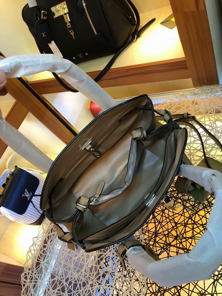 LV Hangbags AAA-264