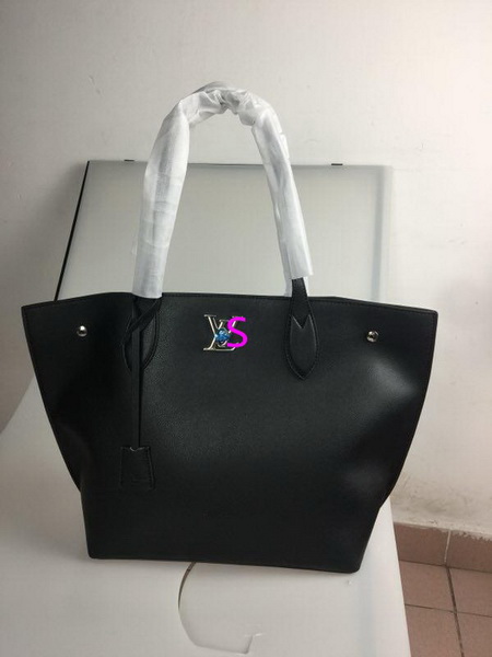 LV Hangbags AAA-364