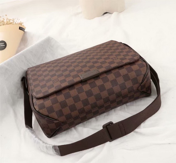 LV Men Hangbags AAA-006