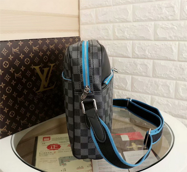 LV Men Hangbags AAA-013