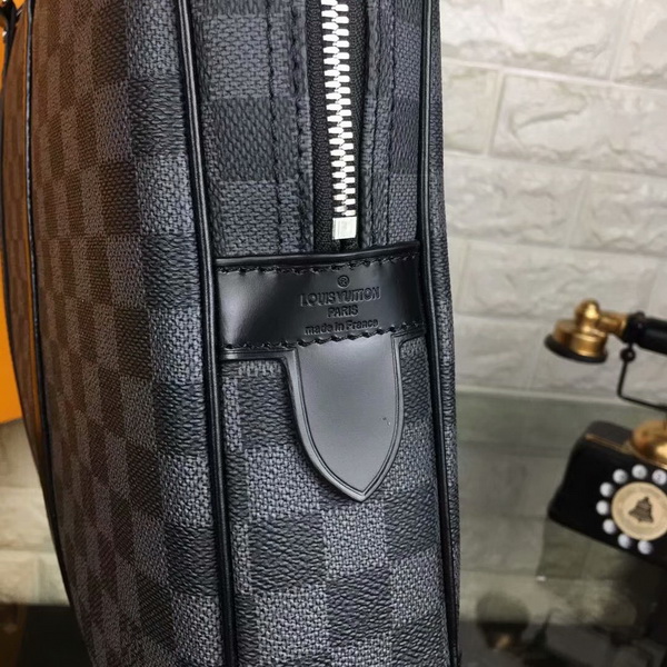 LV Men Hangbags AAA-022