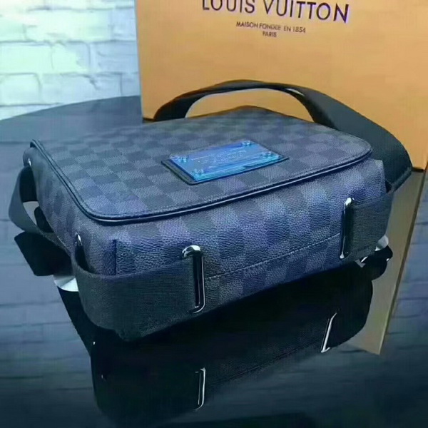 LV Men Hangbags AAA-031