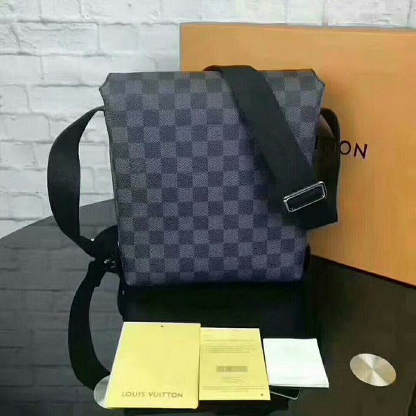 LV Men Hangbags AAA-031