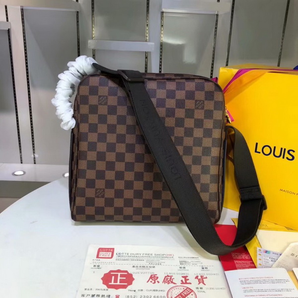 LV Men Hangbags AAA-032