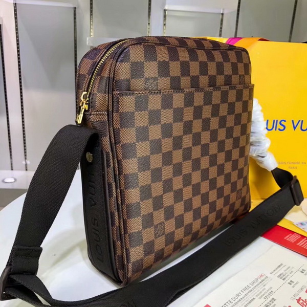 LV Men Hangbags AAA-032