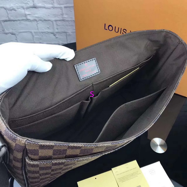 LV Men Hangbags AAA-035