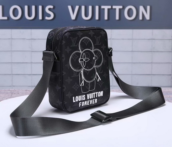 LV Men Hangbags AAA-038