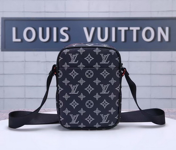 LV Men Hangbags AAA-039