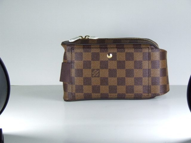 LV Wallet AAA-001