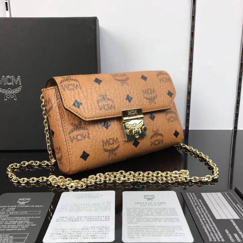 MCM Handbag AAA quality-010