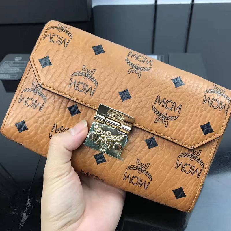 MCM Handbag AAA quality-010