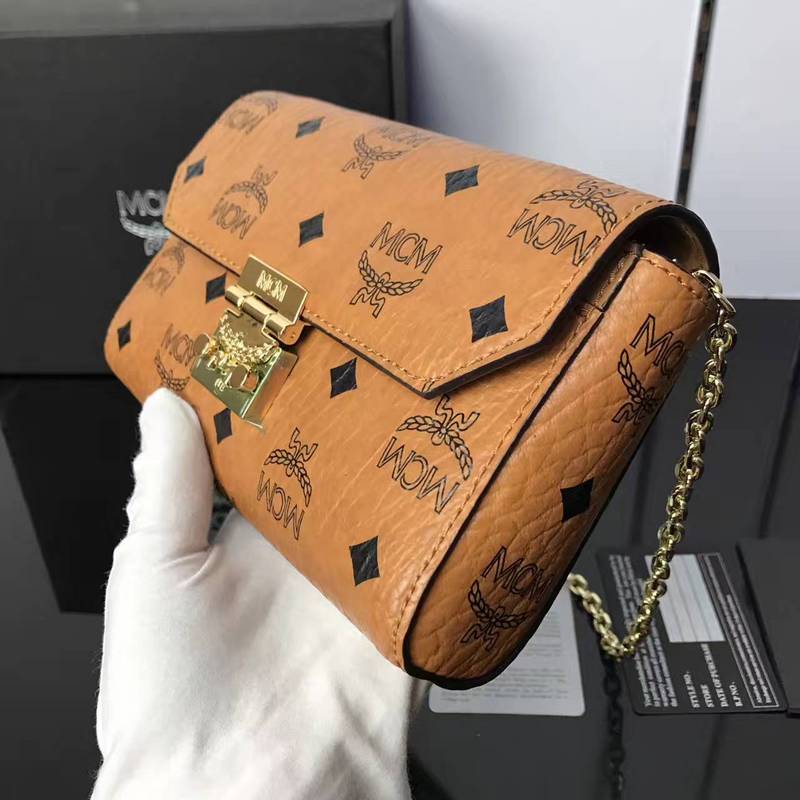 MCM Handbag AAA quality-010