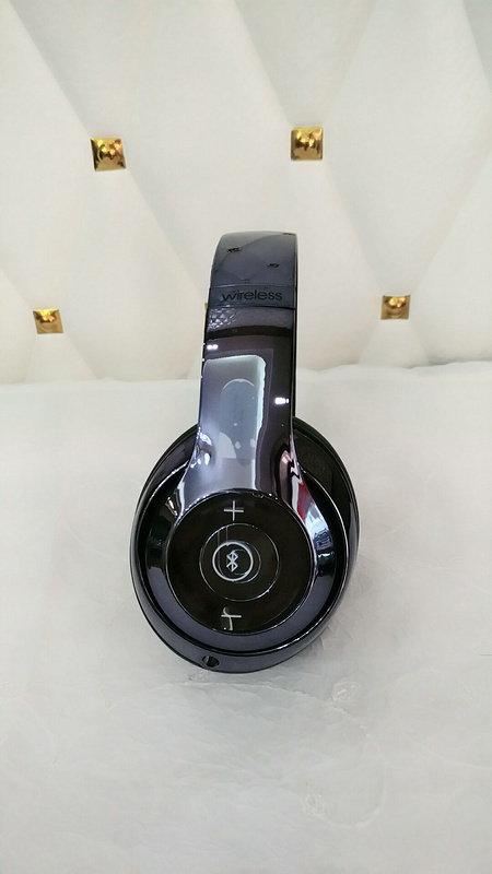 Monster Beats  studio 2 wireless -003