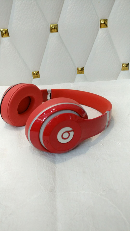 Monster Beats  studio wireless 3-002