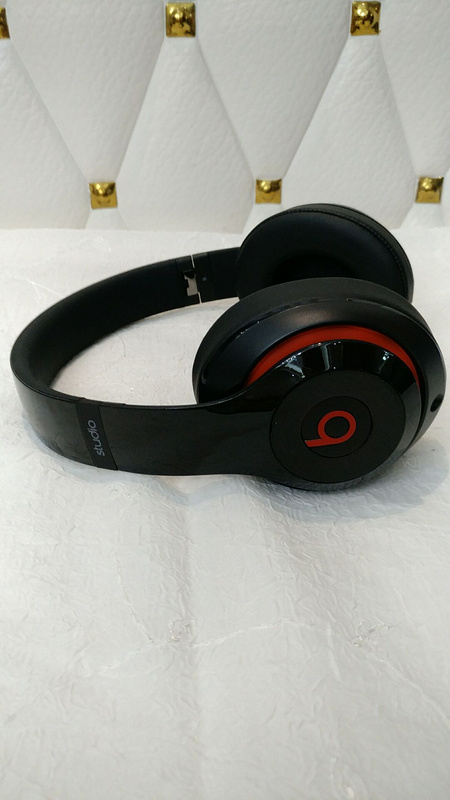 Monster Beats  studio wireless 3-003